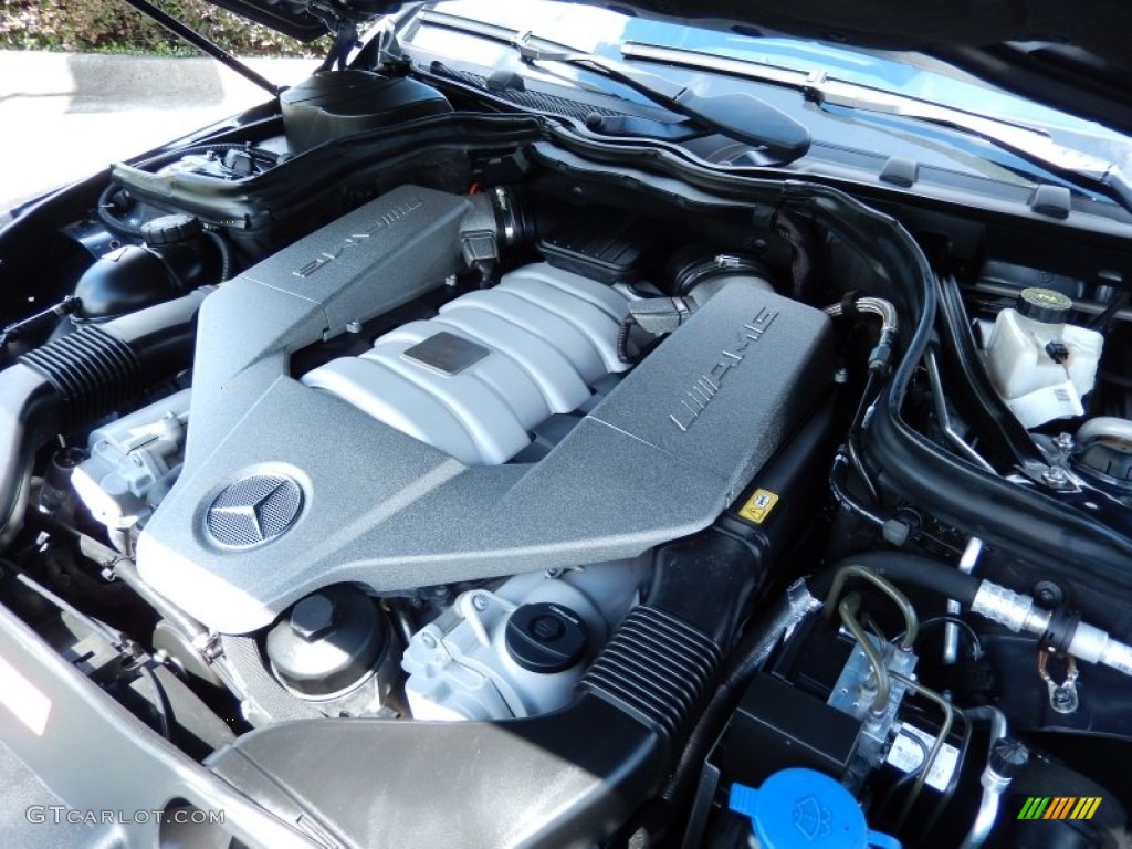 2009 Mercedes-Benz C 63 AMG Engine Photos