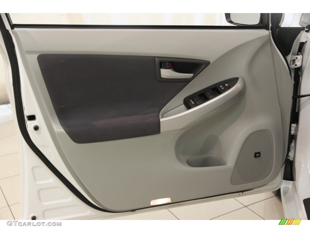 2010 Prius Hybrid III - Blizzard White Pearl / Misty Gray photo #4