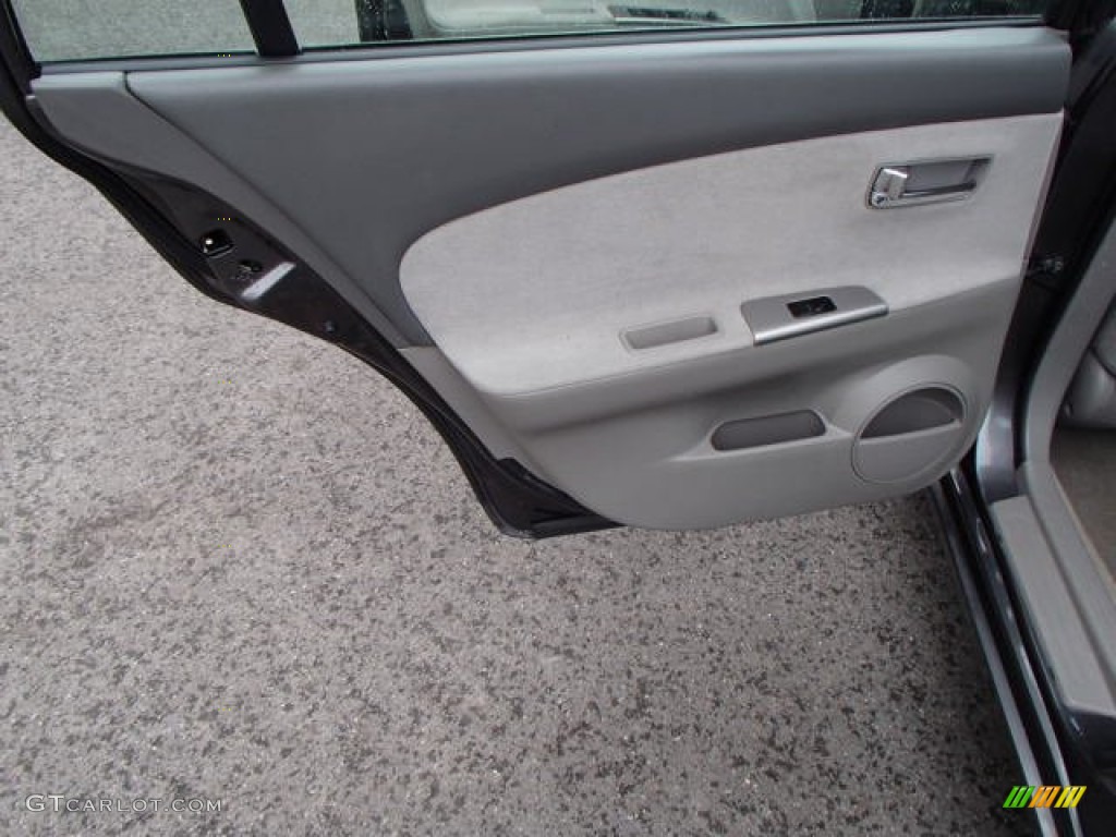 2006 Nissan Altima 2.5 S Door Panel Photos