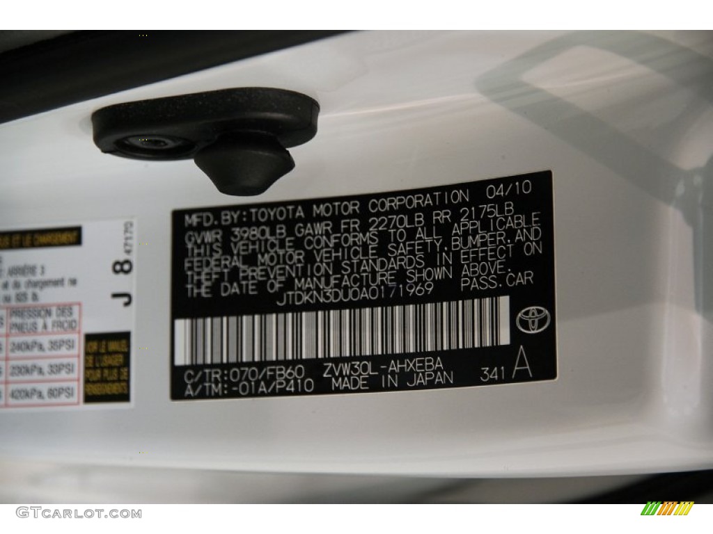 2010 Prius Hybrid III - Blizzard White Pearl / Misty Gray photo #18