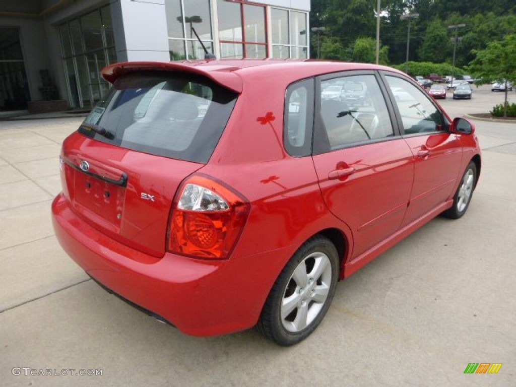 2008 Spectra 5 SX Wagon - Classic Red / Black photo #2