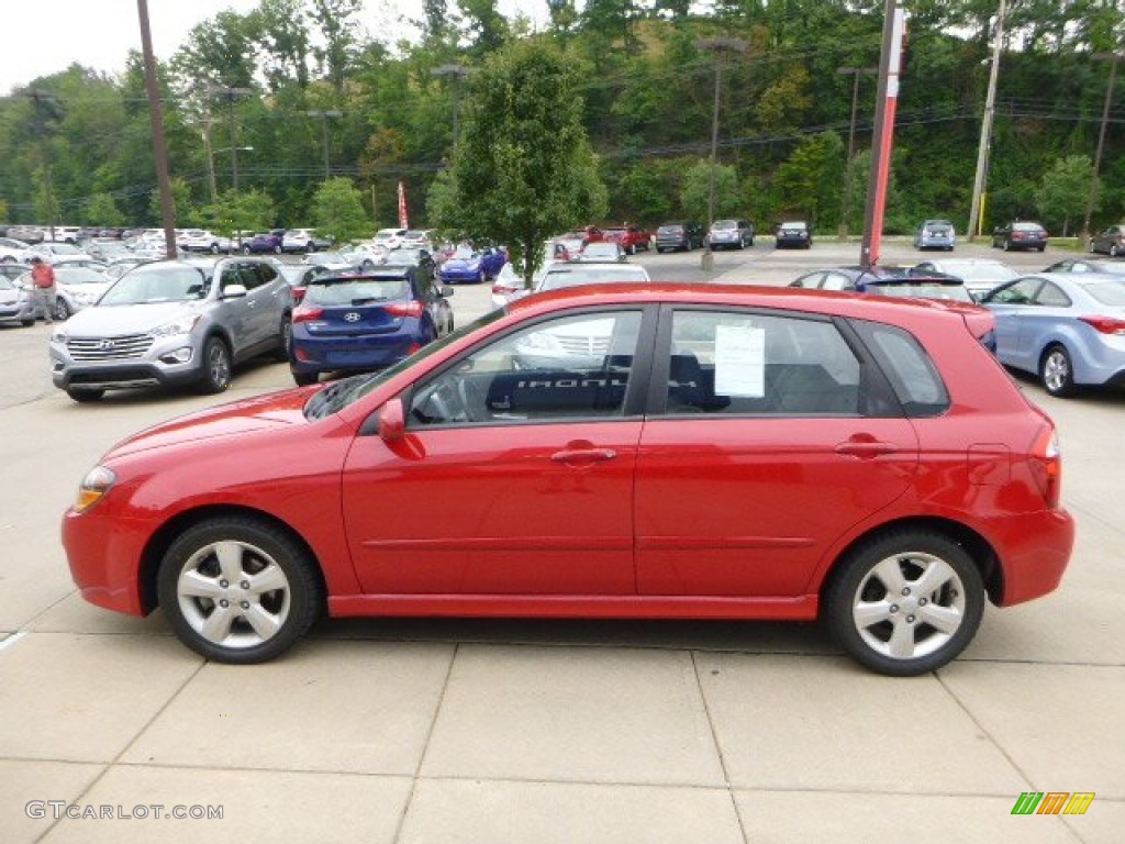 2008 Spectra 5 SX Wagon - Classic Red / Black photo #5