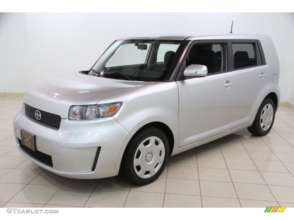 Classic Silver Metallic 2010 Scion xB Standard xB Model Exterior Photo #83710213
