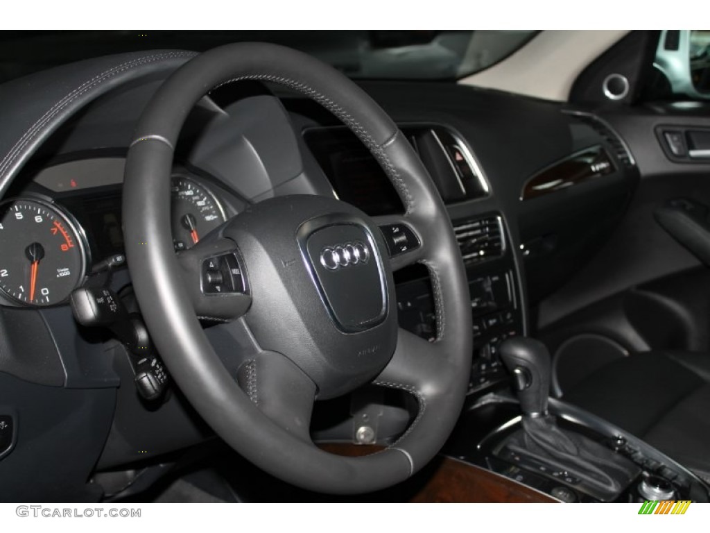 2012 Audi Q5 3.2 FSI quattro Black Steering Wheel Photo #83710864