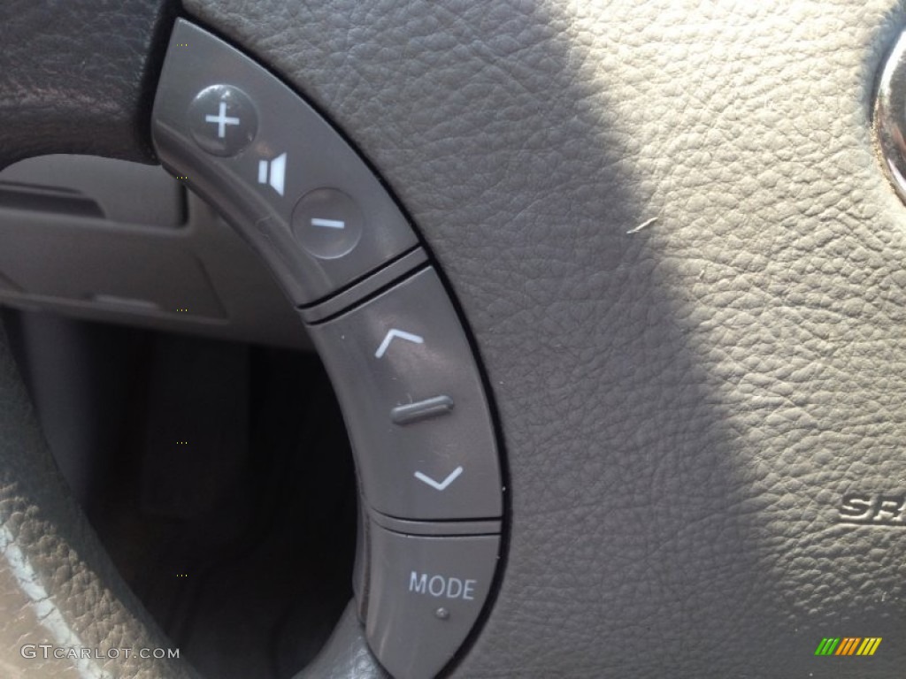 2005 Camry LE - Indigo Ink Pearl / Taupe photo #11