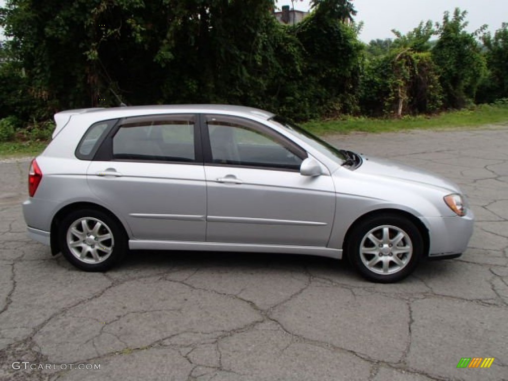 2006 Spectra Spectra5 Hatchback - Clear Silver / Gray photo #1