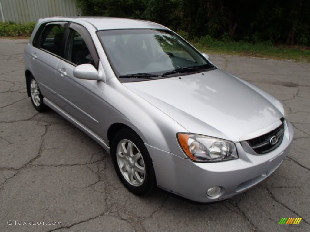 2006 Spectra Spectra5 Hatchback - Clear Silver / Gray photo #2
