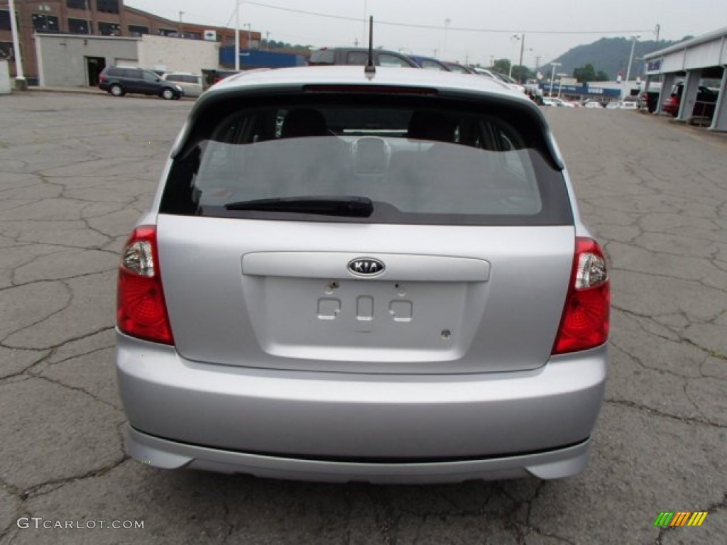2006 Spectra Spectra5 Hatchback - Clear Silver / Gray photo #7