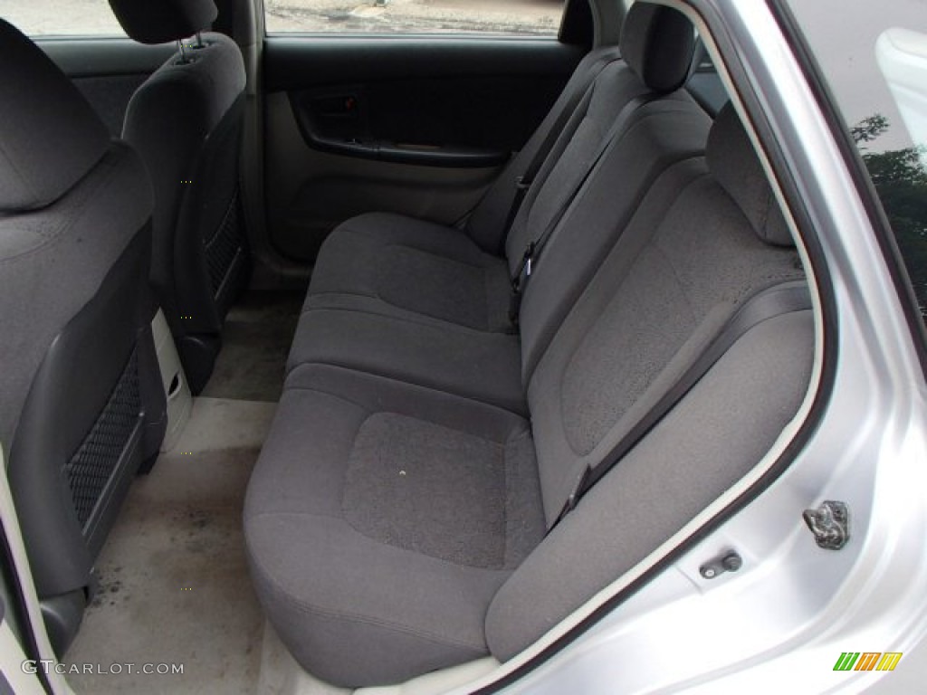 2006 Spectra Spectra5 Hatchback - Clear Silver / Gray photo #12