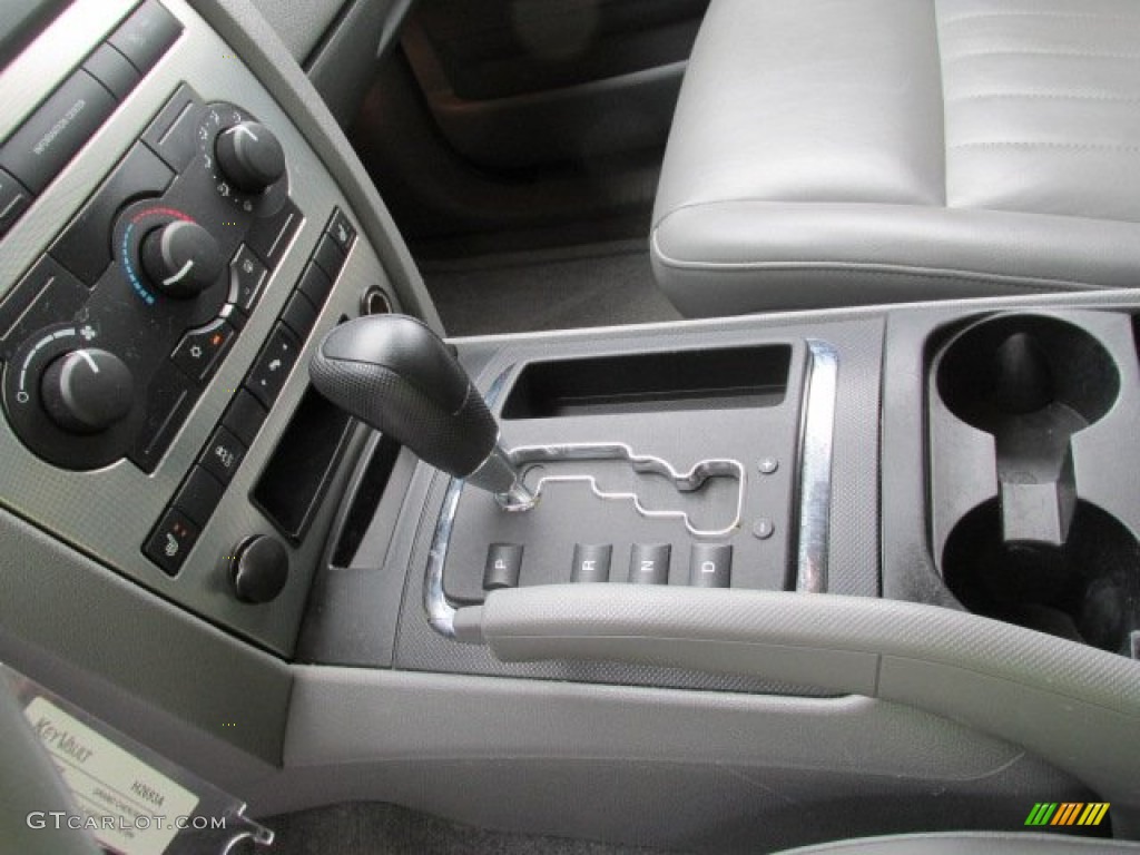 2006 Jeep Grand Cherokee Laredo 4x4 Transmission Photos