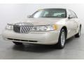 2002 Ivory Parchment Pearl Lincoln Town Car Cartier  photo #2