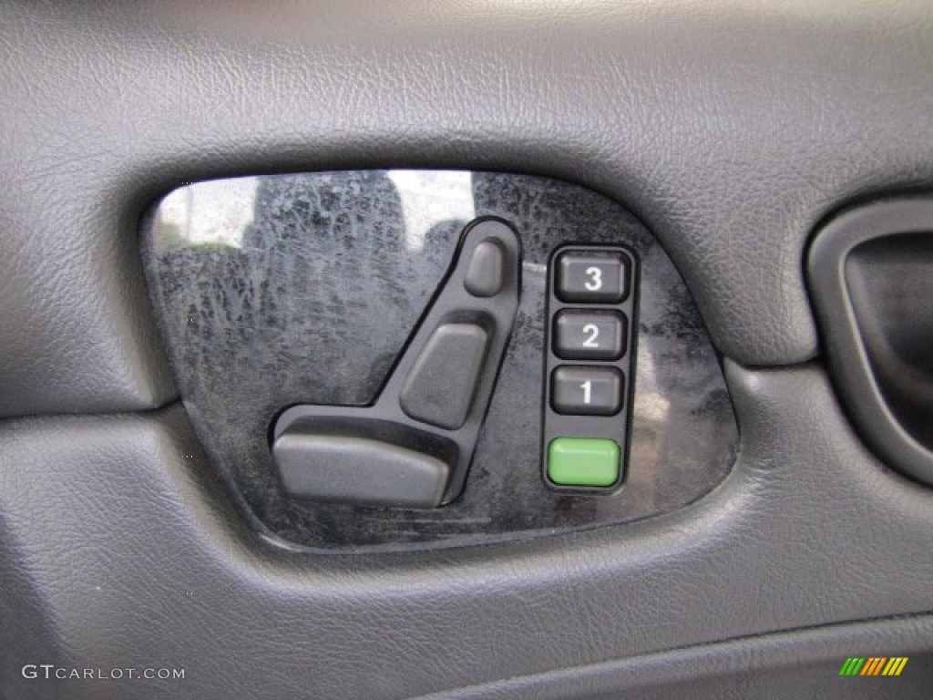 2003 Mercedes-Benz CLK 430 Cabriolet Controls Photo #83719675