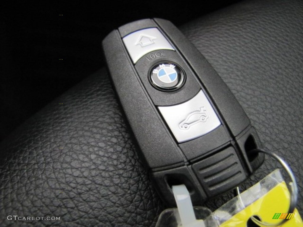 2012 BMW 3 Series 328i Convertible Keys Photos