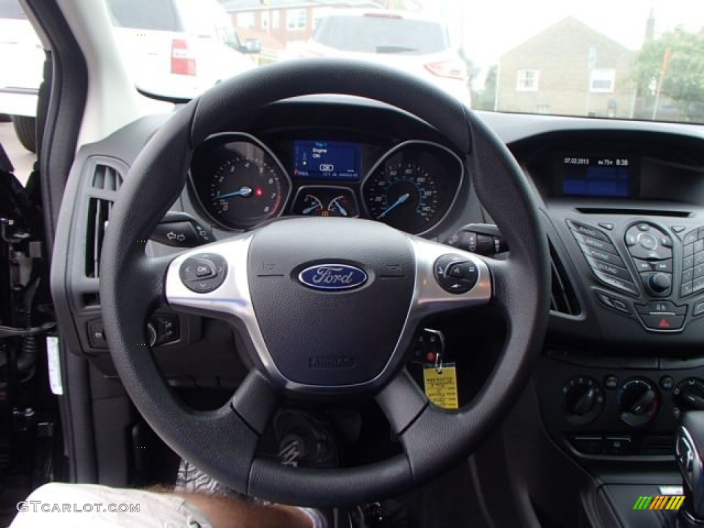 2014 Ford Focus S Sedan Charcoal Black Steering Wheel Photo #83722198