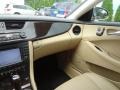Indium Grey Metallic - CLS 550 Photo No. 13