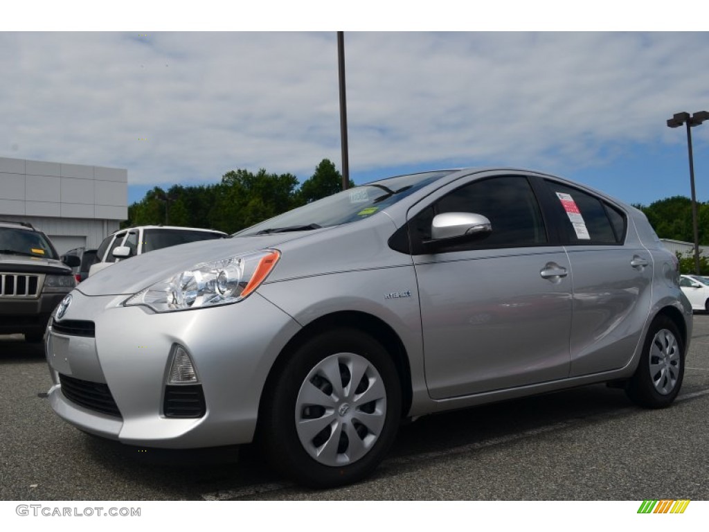 2013 Prius c Hybrid Two - Classic Silver Metallic / Light Blue Gray/Black photo #1