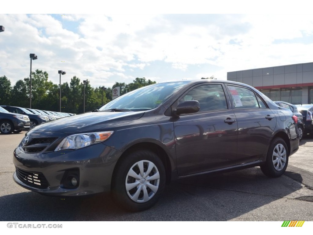 Magnetic Gray Metallic Toyota Corolla