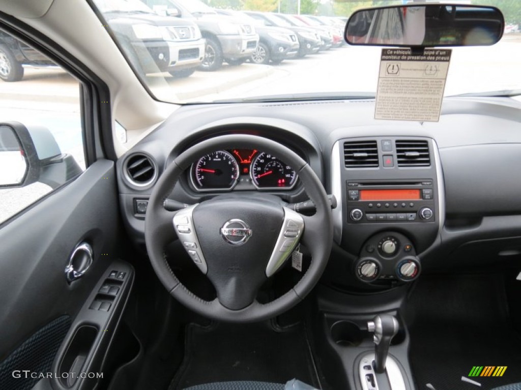 2014 Nissan Versa Note SV Charcoal Dashboard Photo #83730226