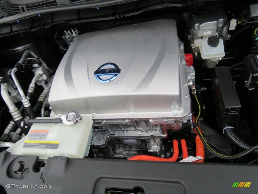2013 Nissan LEAF SL Engine Photos