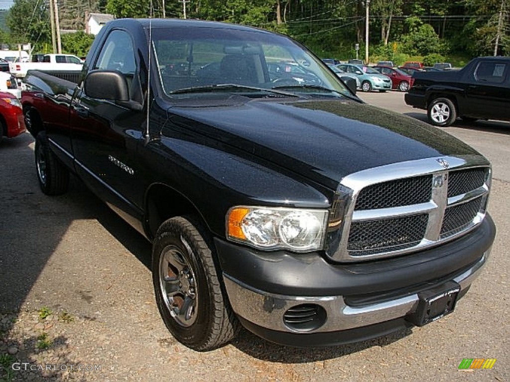 2003 Ram 1500 ST Regular Cab 4x4 - Black / Dark Slate Gray photo #8