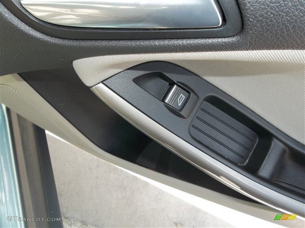 2012 Focus SEL 5-Door - Frosted Glass Metallic / Stone photo #11