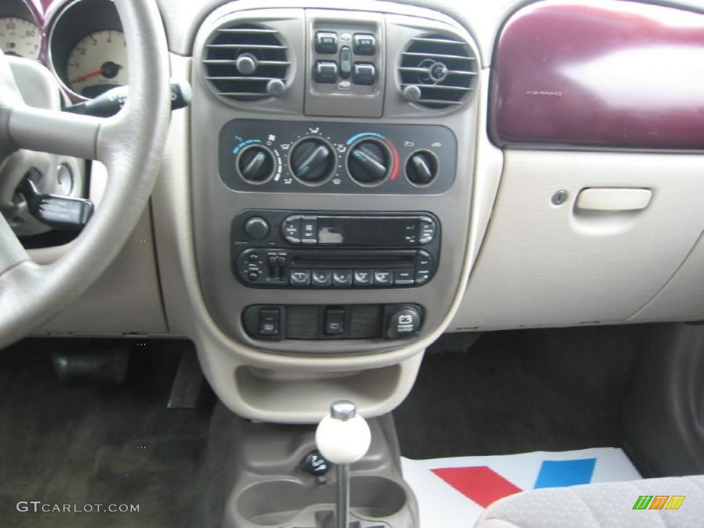 2003 Chrysler PT Cruiser Touring Controls Photos