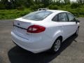 2011 Oxford White Ford Fiesta SE Sedan  photo #2