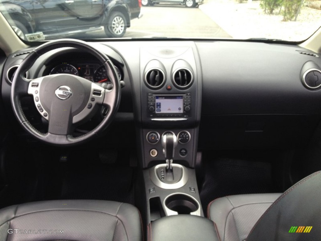 2011 Rogue SL AWD - Silver Ice Metallic / Black photo #9