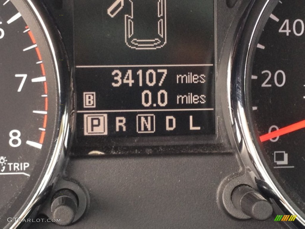2011 Rogue SL AWD - Silver Ice Metallic / Black photo #14