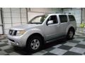 2007 Silver Lightning Nissan Pathfinder SE  photo #4