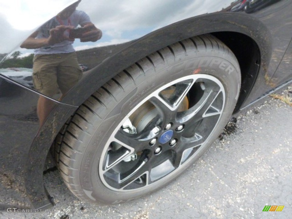 2014 Ford Focus SE Hatchback Wheel Photo #83741458