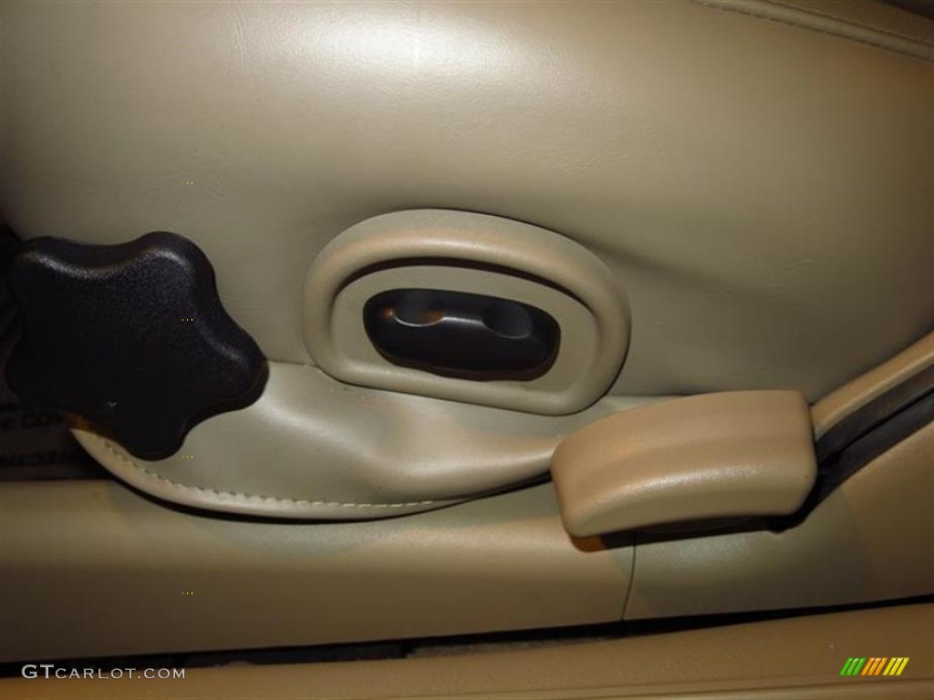 2002 LeSabre Custom - Dark Polo Green Metallic / Taupe photo #17