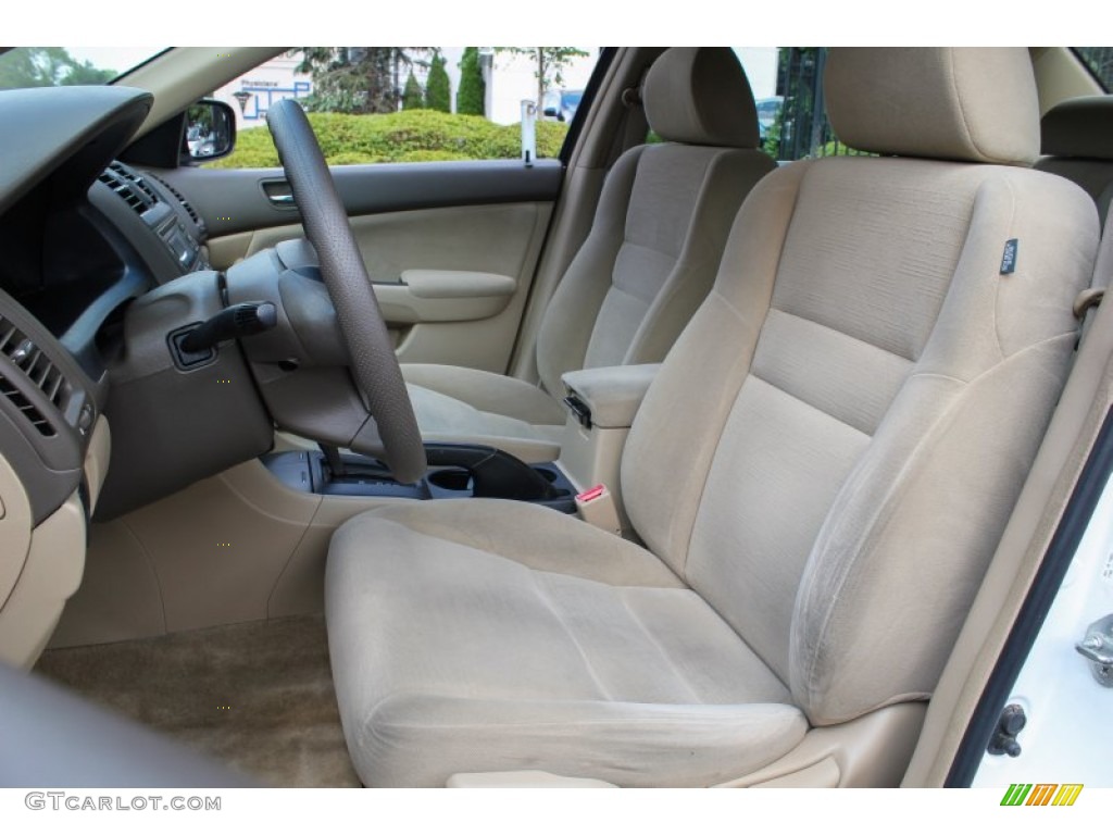 2007 Accord SE V6 Sedan - Taffeta White / Ivory photo #12