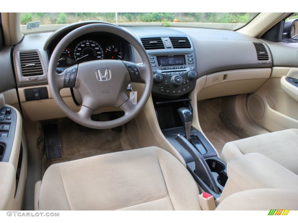 2007 Accord SE V6 Sedan - Taffeta White / Ivory photo #16