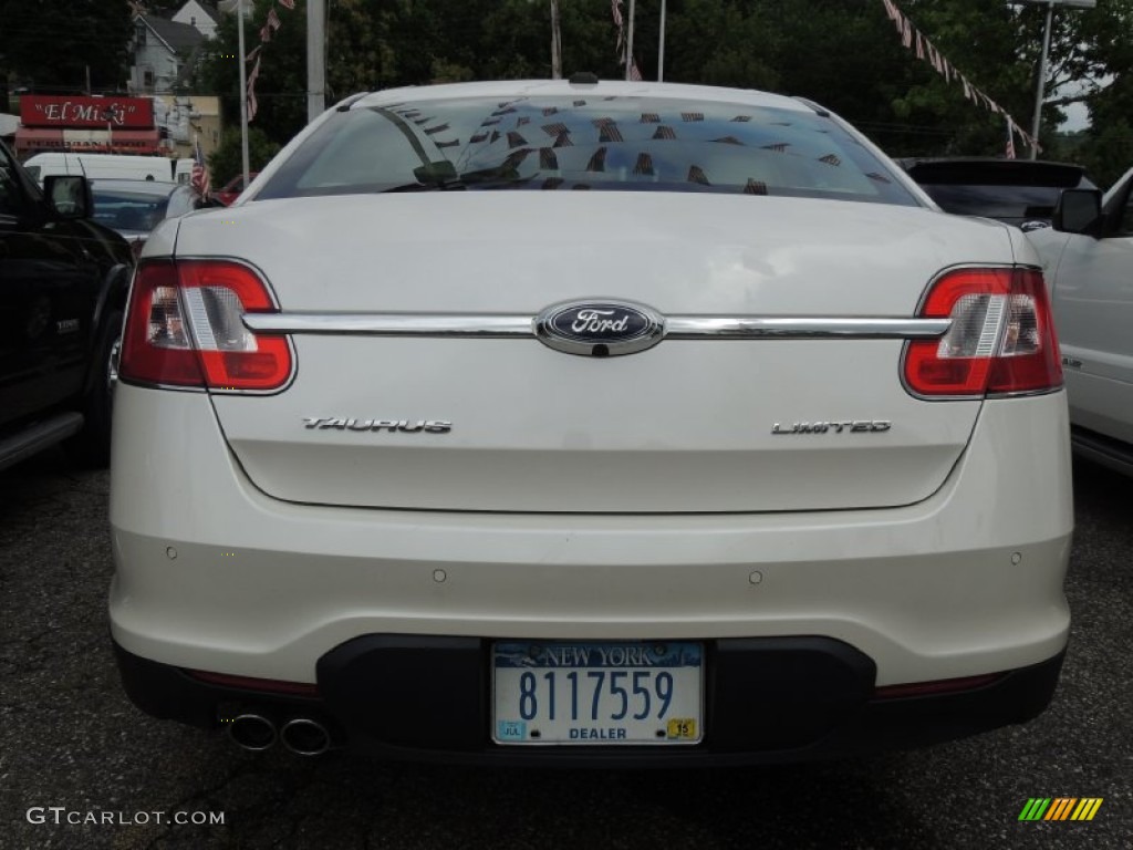 2010 Taurus Limited - White Platinum Metallic Tri-Coat / Light Stone photo #5