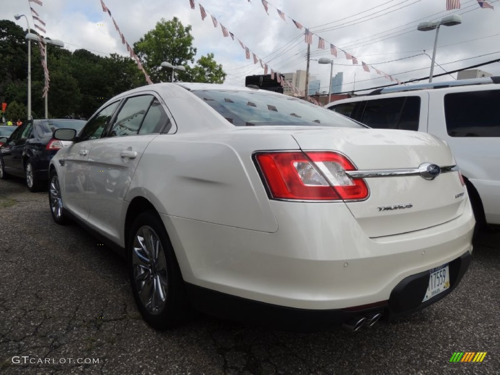 2010 Taurus Limited - White Platinum Metallic Tri-Coat / Light Stone photo #6