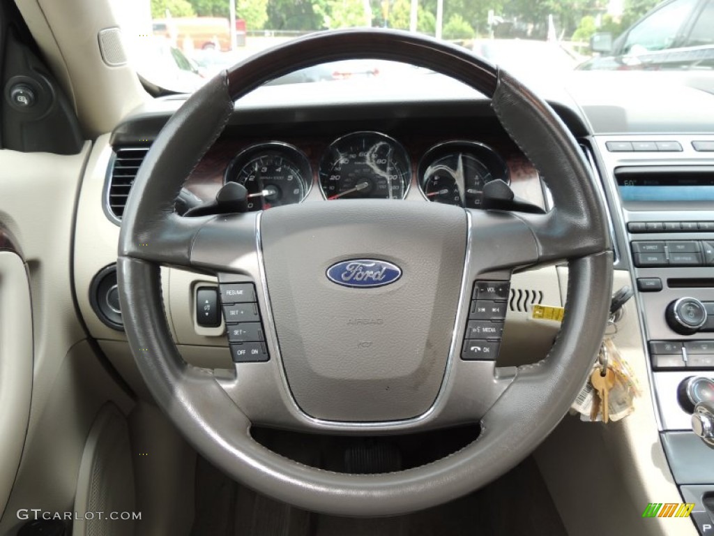 2010 Taurus Limited - White Platinum Metallic Tri-Coat / Light Stone photo #16