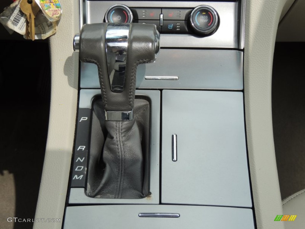2010 Taurus Limited - White Platinum Metallic Tri-Coat / Light Stone photo #21