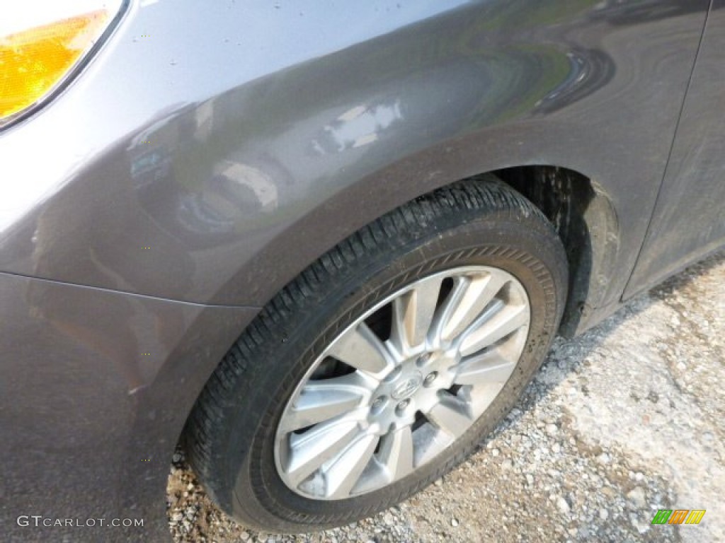 2011 Sienna XLE AWD - Predawn Gray Mica / Light Gray photo #8