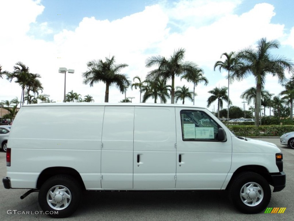 Oxford White 2013 Ford E Series Van E250 Cargo Exterior Photo #83747398