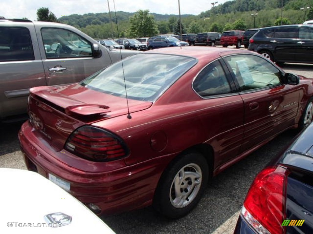 2001 Grand Am SE Coupe - Redfire Metallic / Dark Taupe photo #6