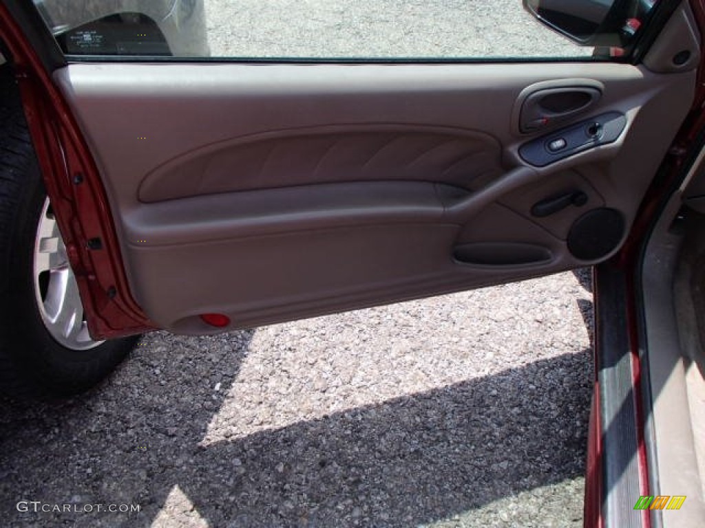 2001 Grand Am SE Coupe - Redfire Metallic / Dark Taupe photo #9