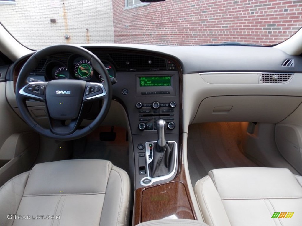 2011 Saab 9-5 Turbo4 Premium Sedan Parchment Dashboard Photo #83749216