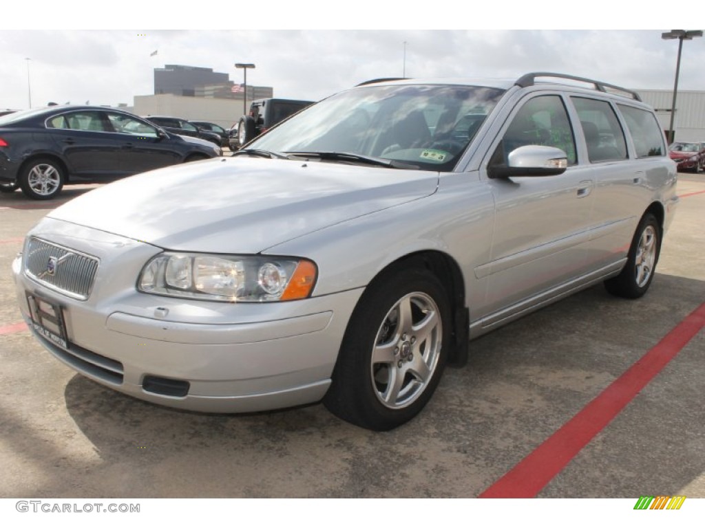 2007 Volvo V70 2.4 Exterior Photos