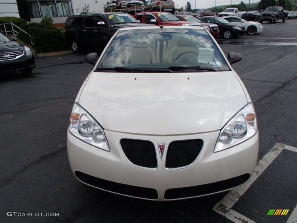 2009 G6 GT Convertible - White Diamond Tri Coat / Light Taupe photo #2