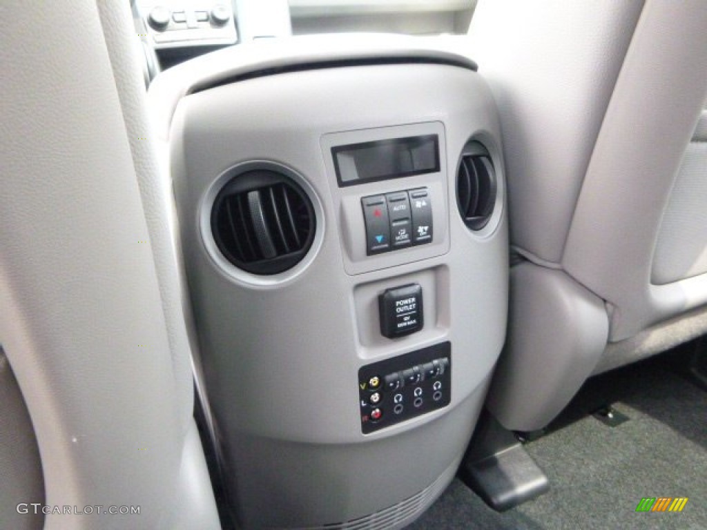 2013 Honda Pilot Touring 4WD Controls Photo #83753486