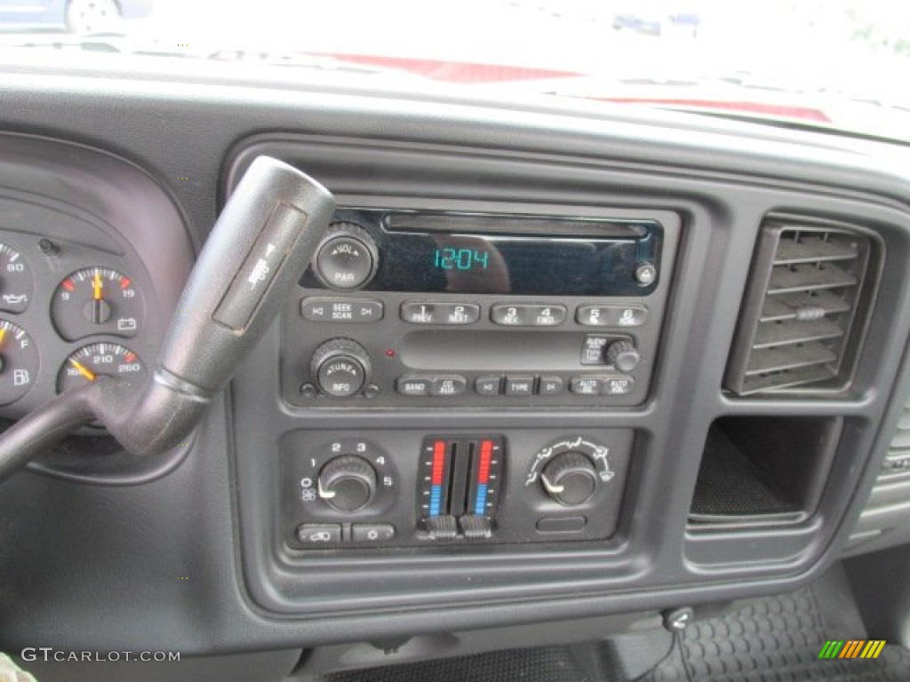 2006 Silverado 1500 Work Truck Regular Cab 4x4 - Victory Red / Dark Charcoal photo #16