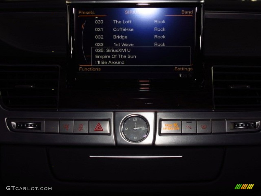 2014 Audi S8 quattro S Controls Photo #83757217