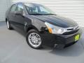 Black - Focus SE Sedan Photo No. 2