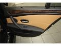 Jet Black - 5 Series 550i Sedan Photo No. 37